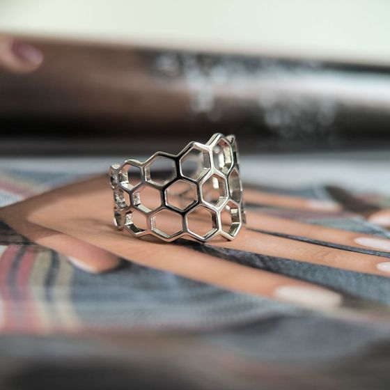 Серебряное кольцо без камней