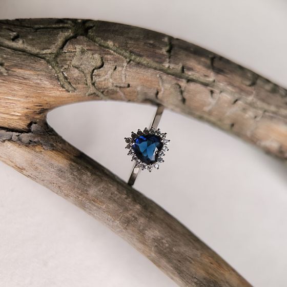 Серебряное кольцо с сапфиром nano 0.853ct