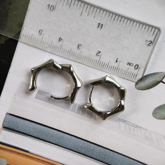 Серебряные серьги без камней