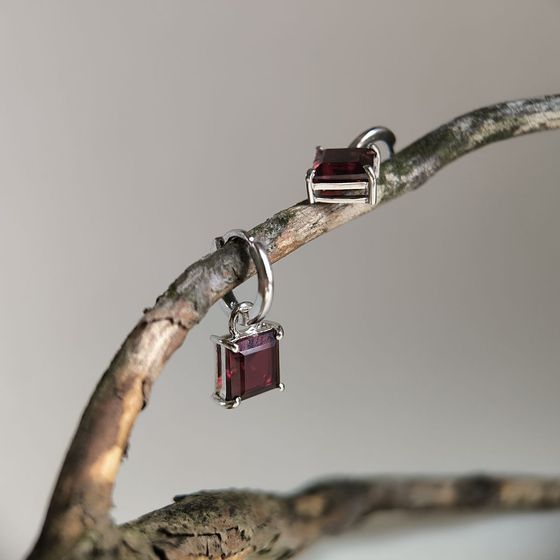 Серебряные серьги с гранатом 4.1ct