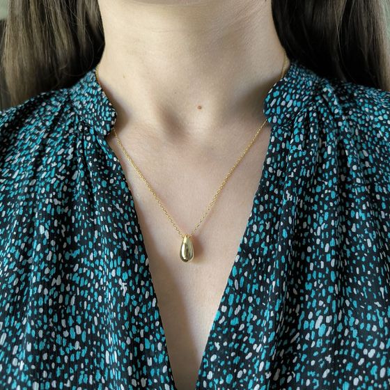 Серебряное колье без камней