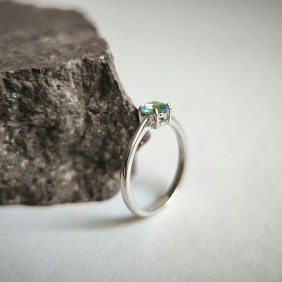 Серебряное кольцо с мистик топазом 0.375ct