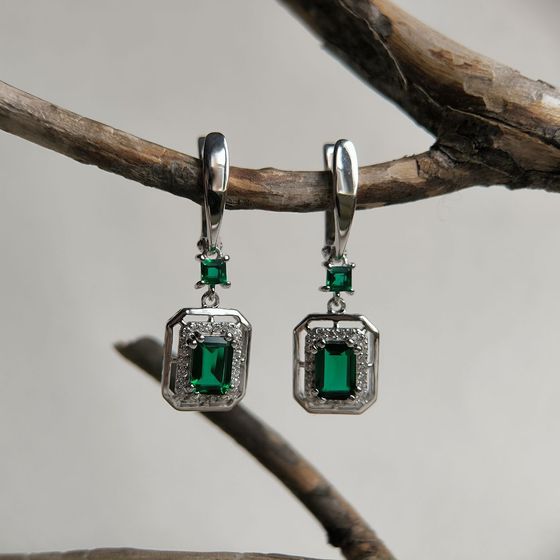 Серебряные серьги с изумрудом nano 8.565ct