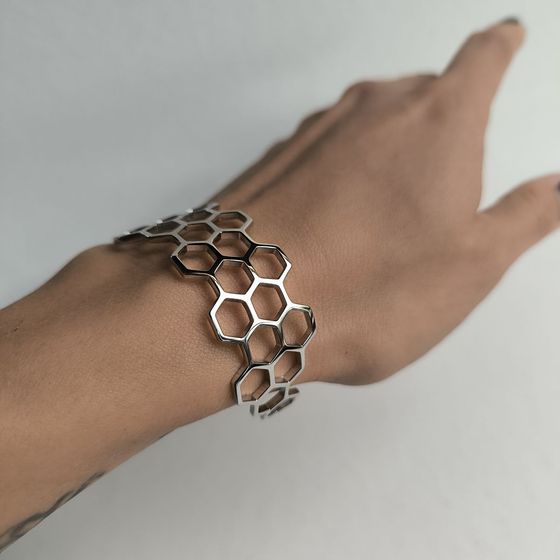 Серебряный браслет без камней