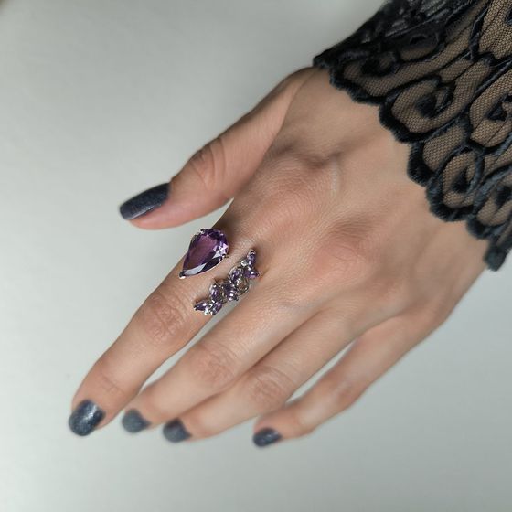 Серебряное кольцо с аметистом 4.523ct