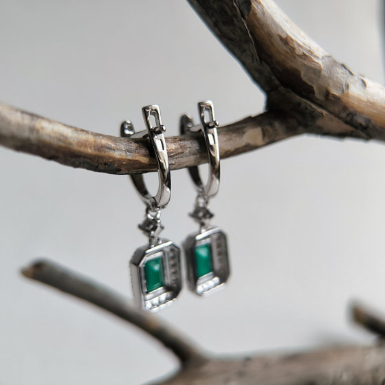 Серебряные серьги с агатом 3.036ct, фианитами