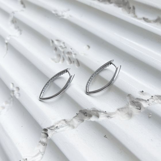 Серебряные серьги с фианитами