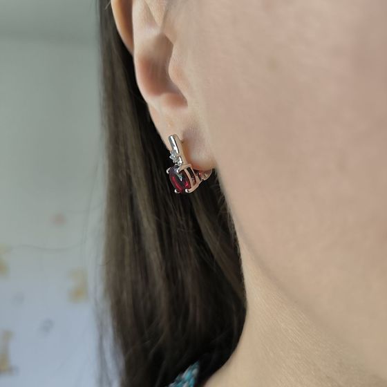 Серебряные серьги с гранатом nano 2.941ct, фианитами