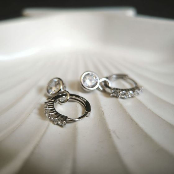 Серебряные серьги с фианитами