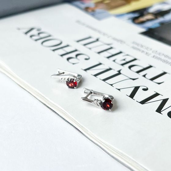 Серебряные серьги с гранатом 1.269ct
