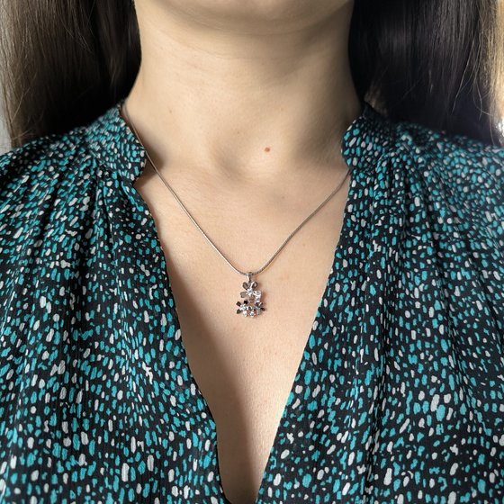 Серебряная подвеска с фианитами