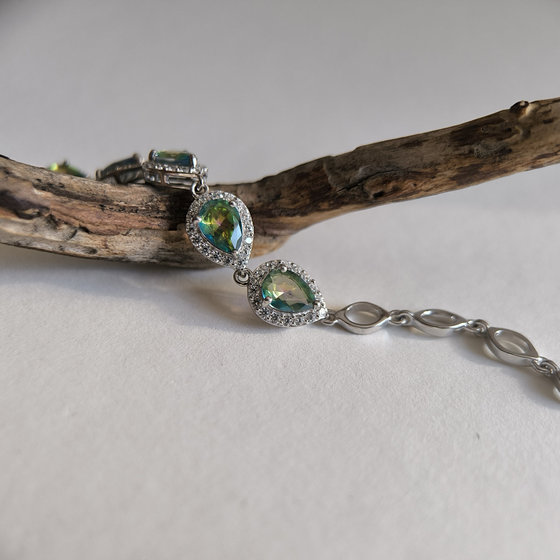 Серебряный браслет с мистик топазом 4.008ct