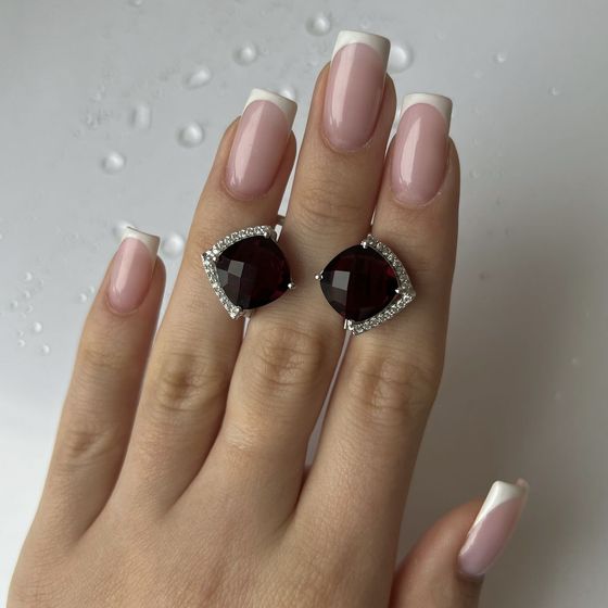 Серебряные серьги с гранатом 10.76ct
