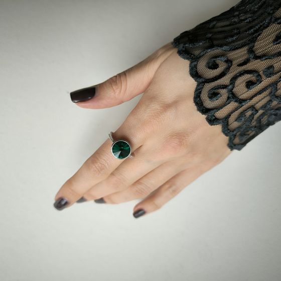 Серебряное кольцо с фианитами