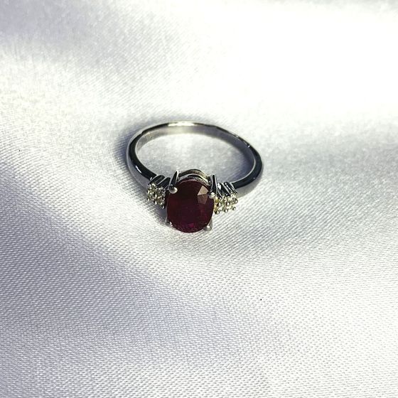 Серебряное кольцо с рубином 2.003ct