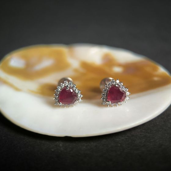 Серебряные серьги с рубином 2.807ct