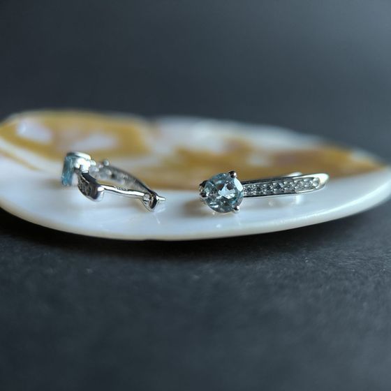 Серебряные серьги с топазом 1.211ct