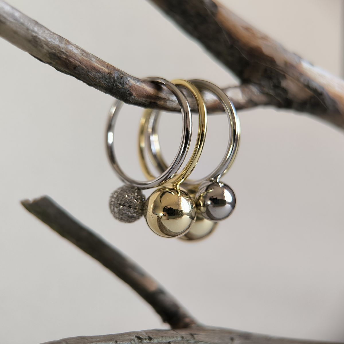 Серебряное кольцо с фианитами