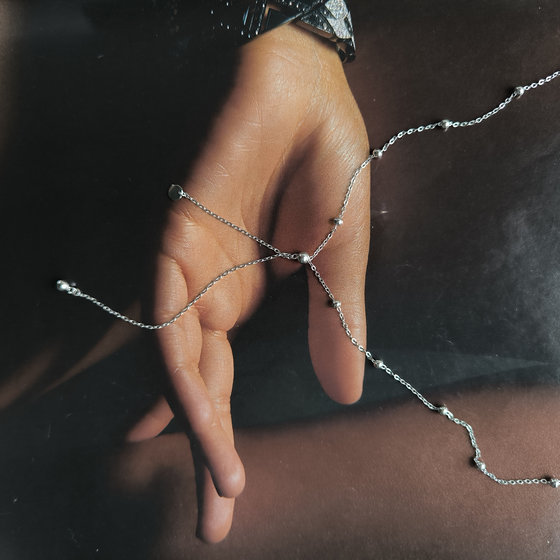 Серебряное колье без камней