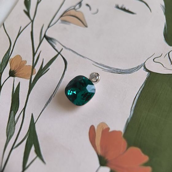 Серебряная подвеска с фианитами