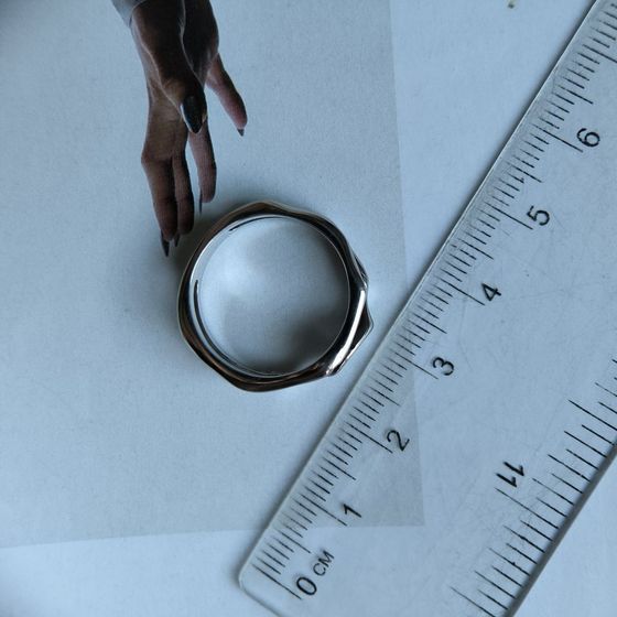 Серебряное кольцо с фианитами Серебряное кольцо с фианитами