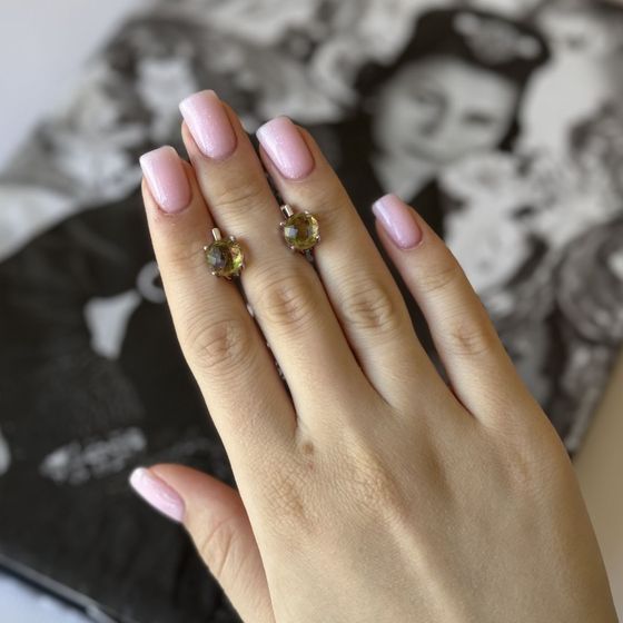 Серебряное кольцо с султанитом