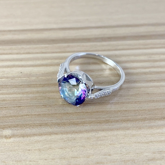 Серебряное кольцо с мистик топазом 2.75ct