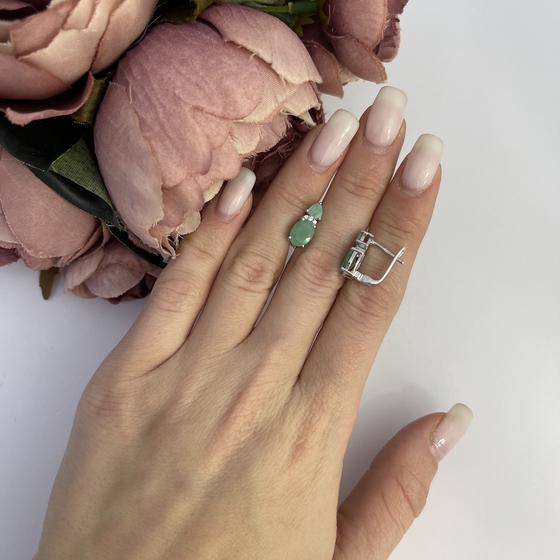 Серебряные серьги с изумрудом 2.921ct