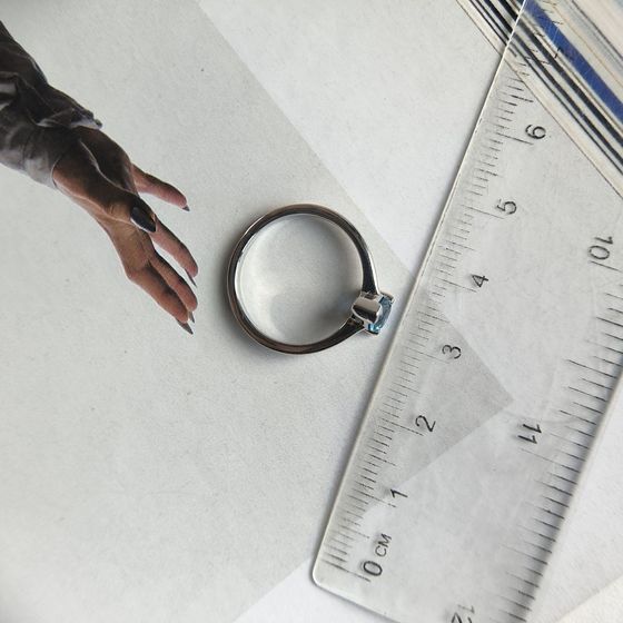 Серебряное кольцо с топазом Лондон Блю 0.469ct