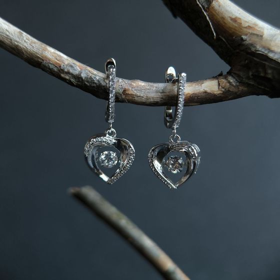 Серебряные серьги с фианитами