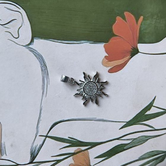 Серебряная подвеска с фианитами