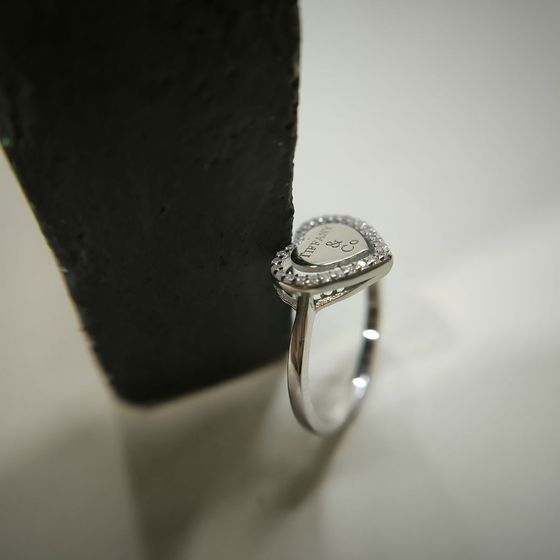 Серебряное кольцо с фианитами