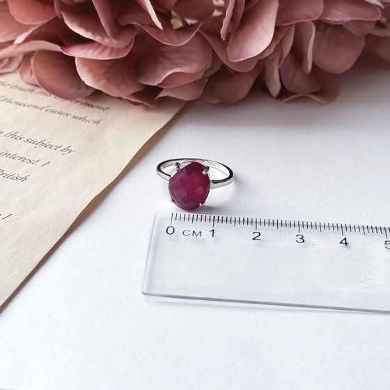 Серебряное кольцо с рубином 3.8ct