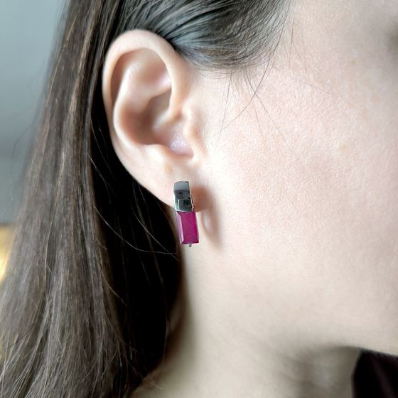 Серебряные серьги с рубином 3.844ct