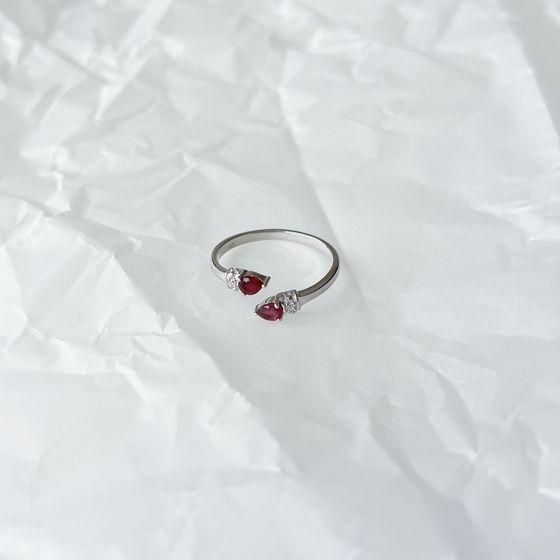 Серебряное кольцо с рубином 0.58ct