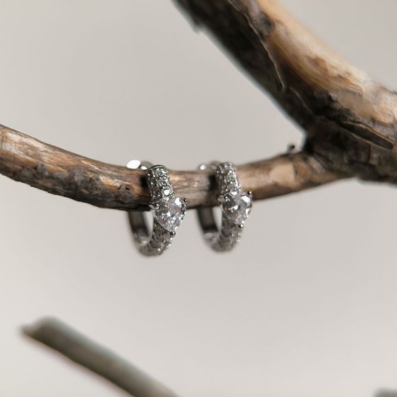 Серебряные серьги с фианитами