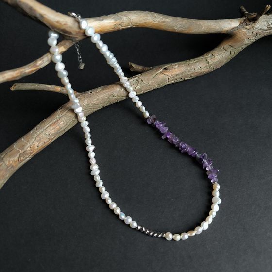 Серебряное колье с жемчугом барочным, аметистом