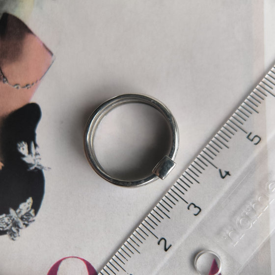 Серебряное кольцо без камней