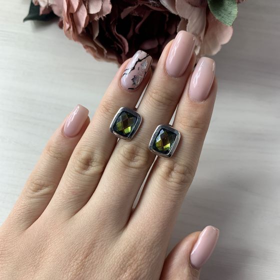 Серебряные серьги с мистик топазом 4.133ct