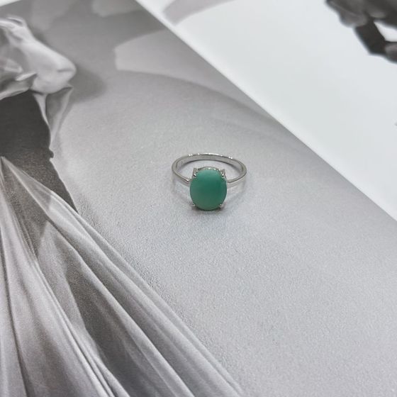 Серебряное кольцо с изумрудом 4.25ct