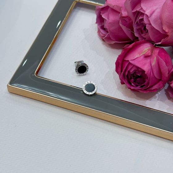 Серебряные серьги с ониксом