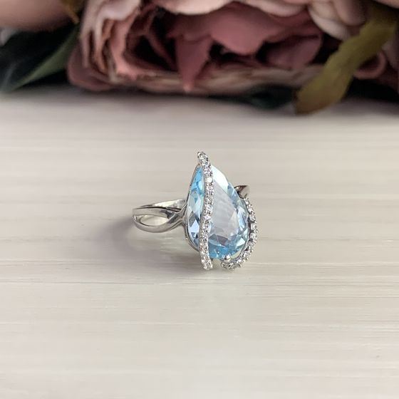 Серебряное кольцо с топазом 5.47ct