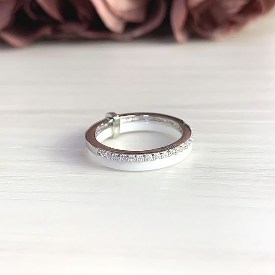 Серебряное кольцо с керамикой