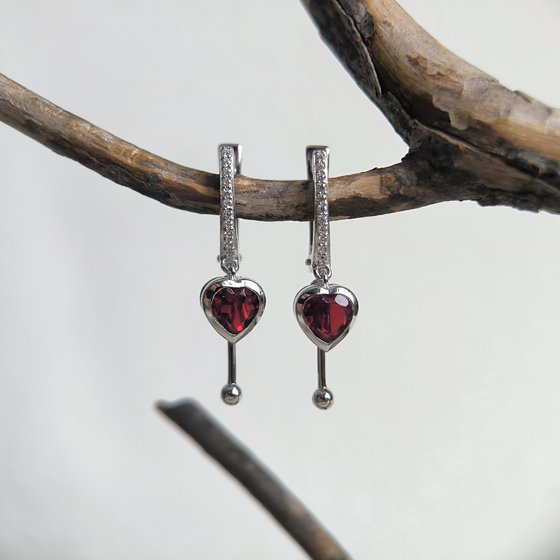 Серебряные серьги с гранатом nano 1.61ct