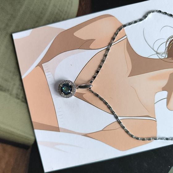 Серебряная подвеска с мистик топазом 2.37ct