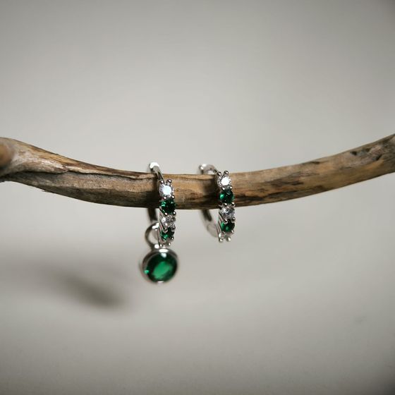 Серебряные серьги с фианитами