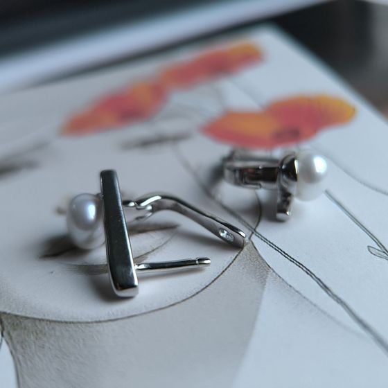 Серебряные серьги с жемчугом Серебряные серьги с жемчугом