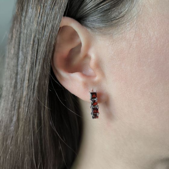 Серебряные серьги с гранатом 2.875ct