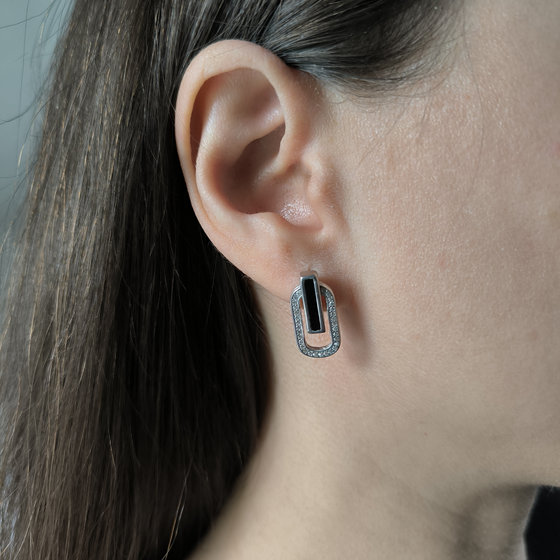 Серебряные серьги с фианитами, ониксом