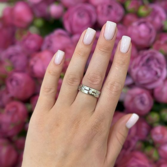 Серебряное кольцо с фианитами